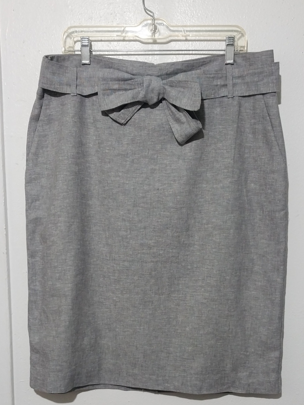 Ann Taylor Gray Tie-Waist Pencil Skirt